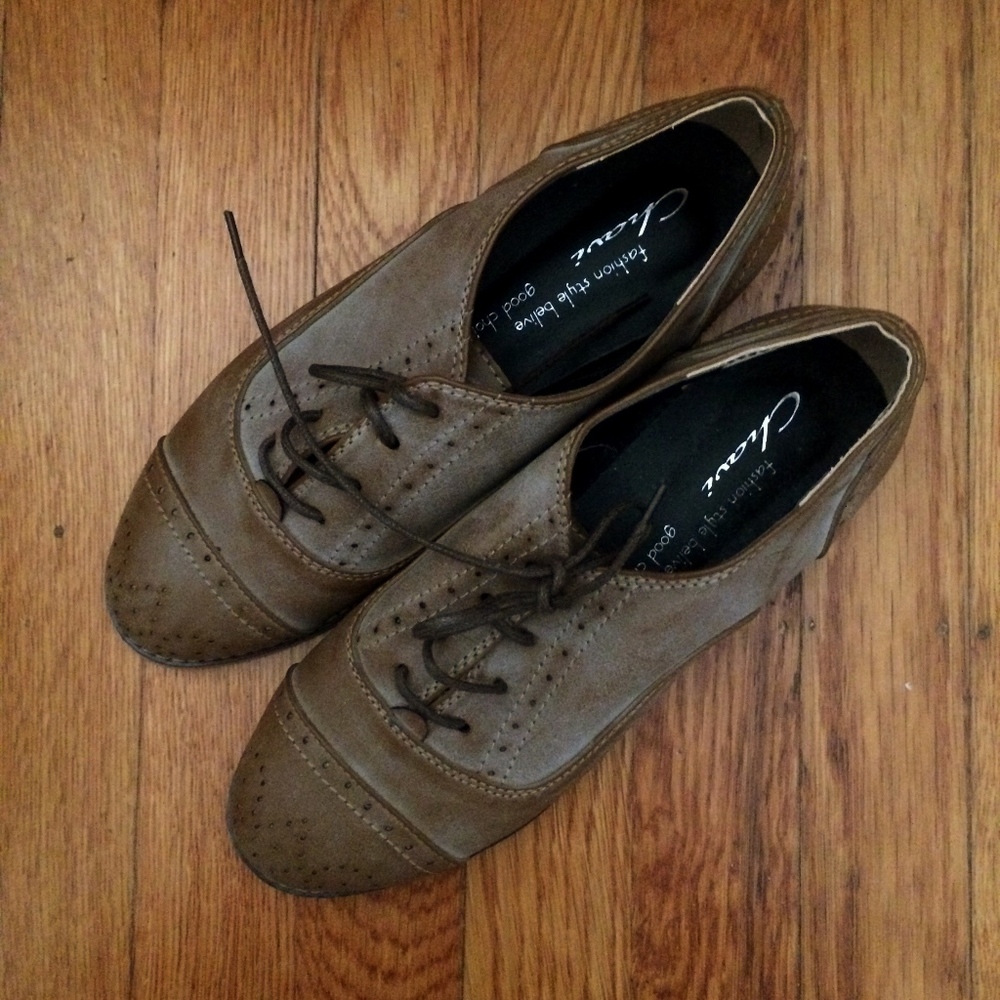 Brown Oxfords US 5